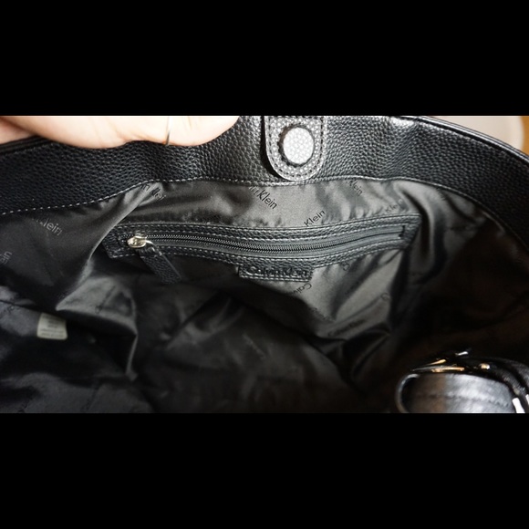 CK BLACK STUDDED TOTE 🖤 - Picture 7 of 11